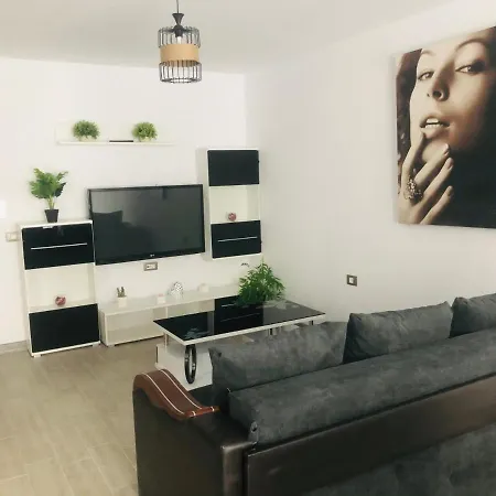 Apartament House Allure 2 *